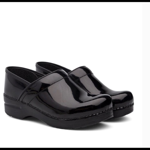 Dansko Shoes - NEW DANSKO Professional patent leather clog black